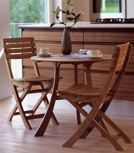 Classic wooden chair – Image 3